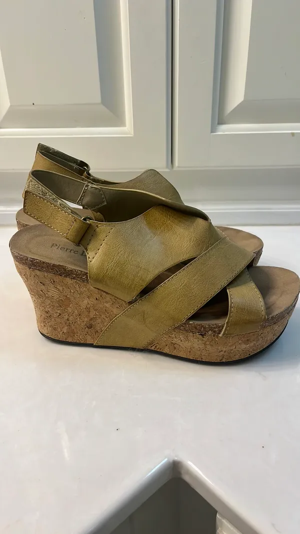 Pierre Dumas wedges  - Image 3