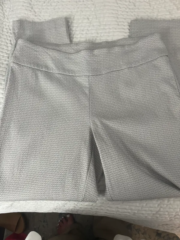 size 14 grey print skinny pants - Image 2