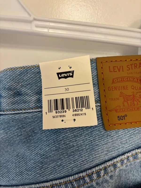Levi’s 501 Denim Shorts High-Rise - Image 3