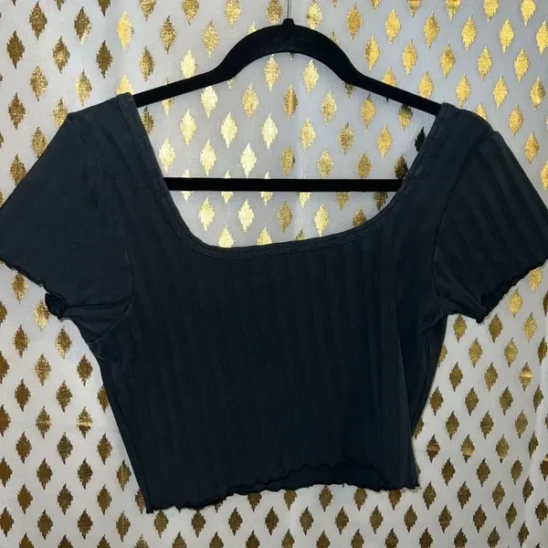 Aerie offline crop top black ribbed striped goth size L - Image 2