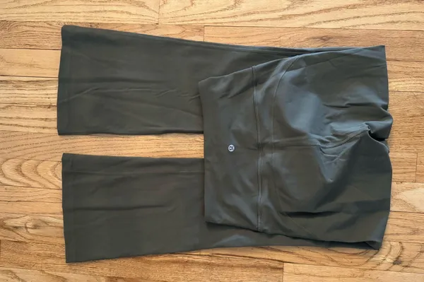Lululemon Groove Nulu Flared Pants 4 - Image 4