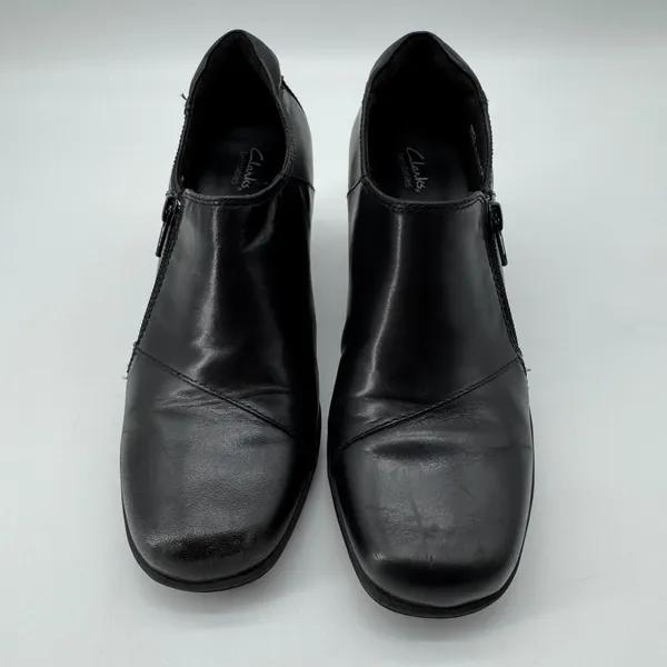 Clarks Bendables Booties Womens‎ 7M Black Leather Side Zip Block Heel Comfort - Image 3