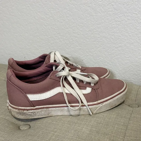 Vans Mauve and White Low-Top Sneakers 8.5 - Image 3