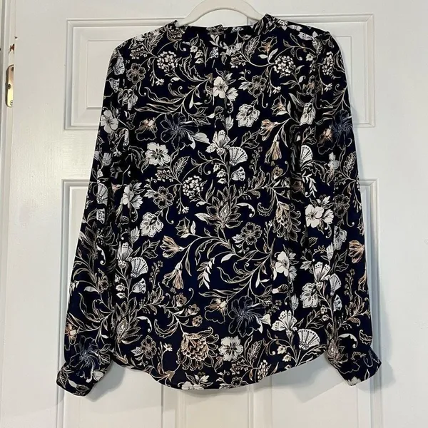 Lush Women’s Small Floral Blouse with Chocker - Image 2