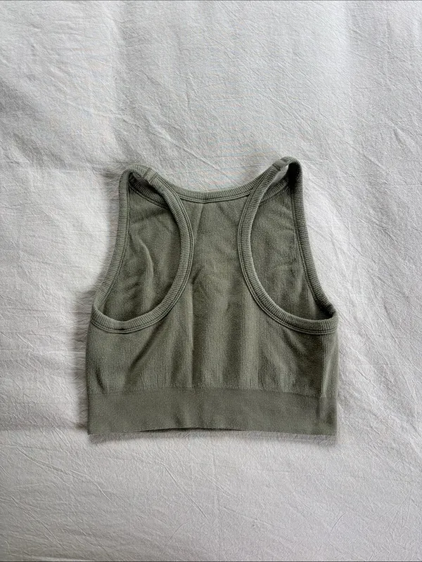 Old Navy Active Top - M - Image 2