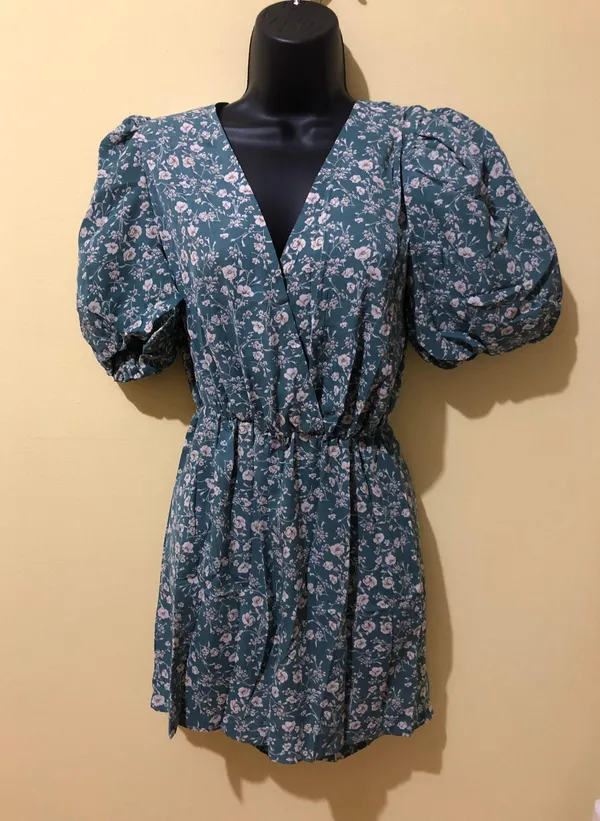 Nasty Gal Stalk to Us Floral Puff Sleeve Romper - Image 2