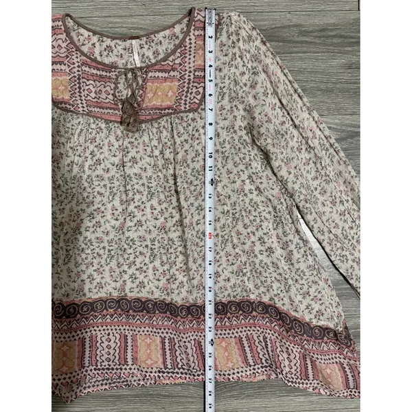 Free People Blouse S Floral Metallic Tassel Peasant Blouse Pink Cream Cottage - Image 8