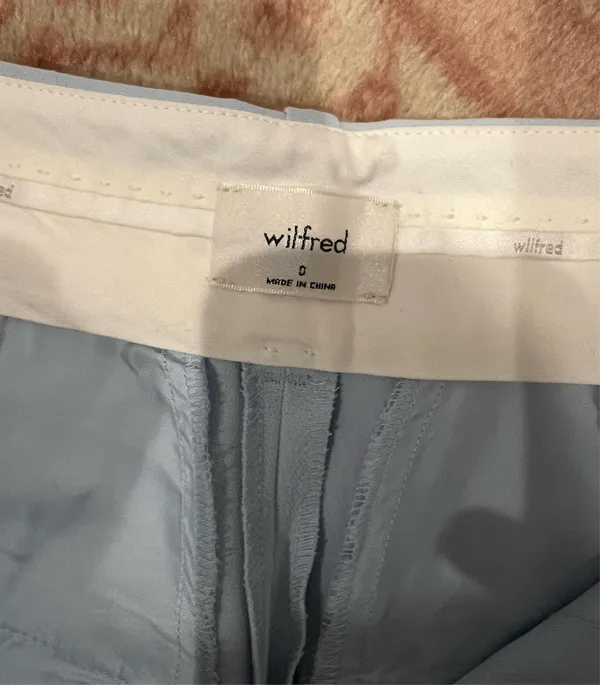 Wilfred Aritzia Effortless Trousers Cropped  - Image 3