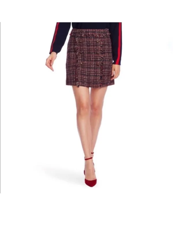 Court & Rowe Belle Noel Plaid Mini Skirt in red & blue tweed with brass buttons - Image 2