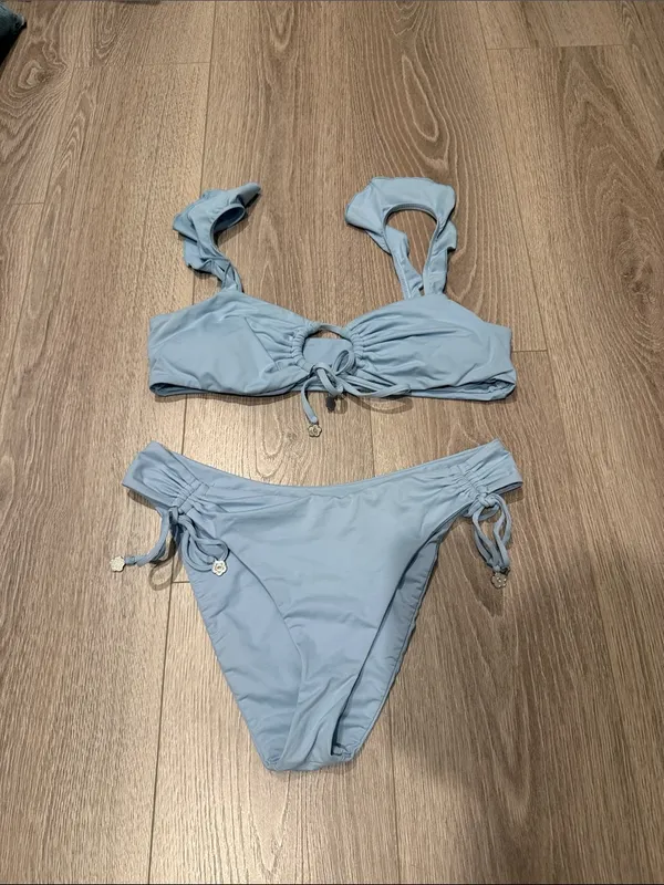 Dippin' Daisy's Bikini Set Light Powder Blue Luna Top and Scrunch Bottom Large - Image 3