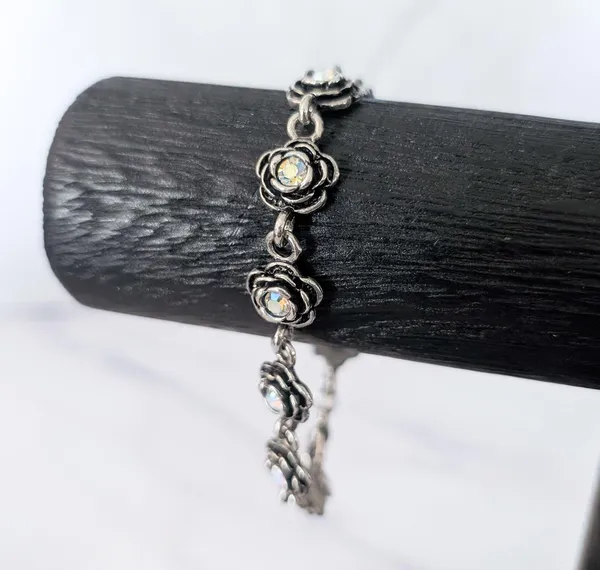 Vintage Premier Designs Clasp Bracelet Flowers with Iridescent Gems - Image 2