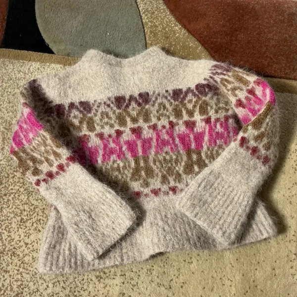 Velvet Graham Spencer Fair Isle Alpaca Sweater Womens XS Beige Pink Boho Fuzzy - Image 7