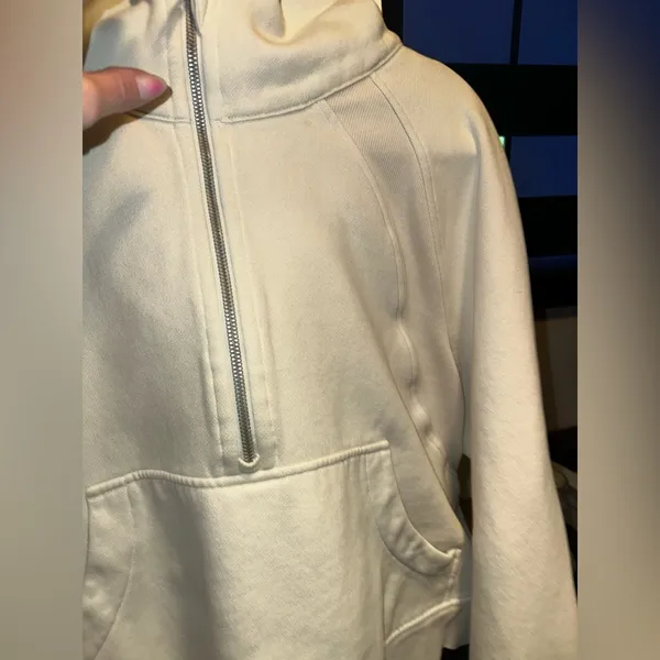 Lululemon Scuba Oversized Half-Zip Hoodie
Bone (First Release) - Image 7