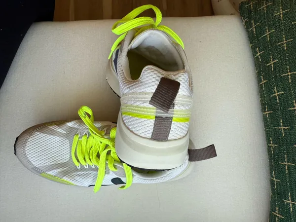VEJA Sneakers White - Image 4