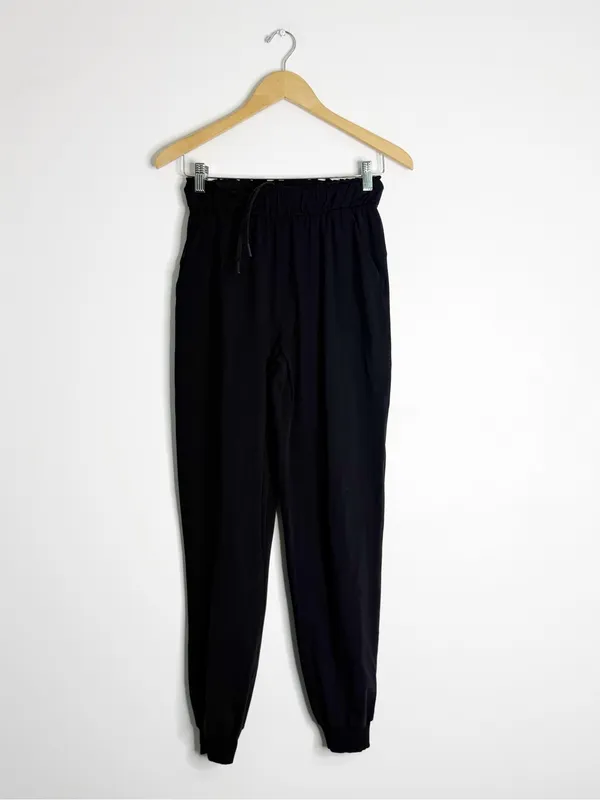 Lululemon Black Jogger Pants Women’s Size 4 Pull On Stretch Athletic - Image 4