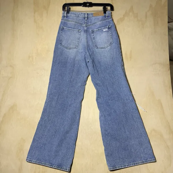 PacSun Women's Size 26 High Rise Wide Leg Distressed Ripped Light Wash Jeans - Image 3