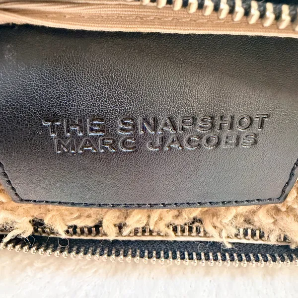 MARC JACOBS Snapshot Teddy Camera Bag - Image 9