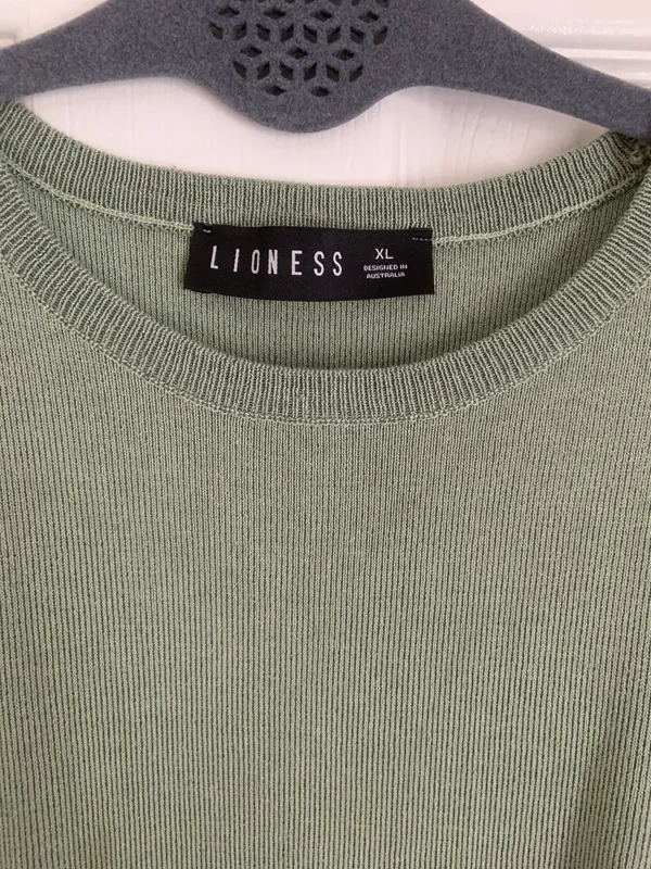 Ruched Sides Green Dress - Image 2