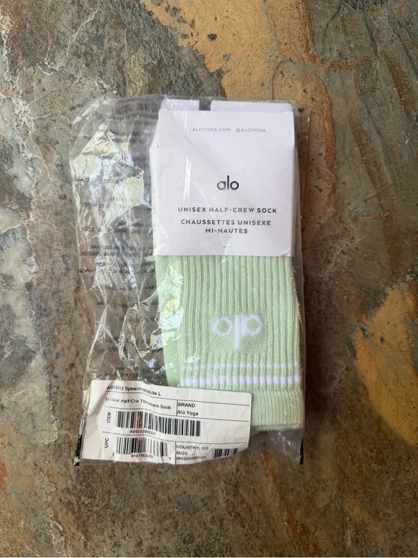 ALO Yoga Unisex Half-Crew Throwback Sock NWT Spearmint Size Large Brand New - Image 2