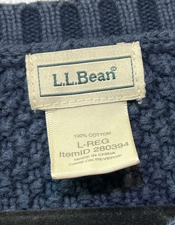 LL Bean Womens L Navy Blue Cable Knit Sweater Button Accent - Image 3