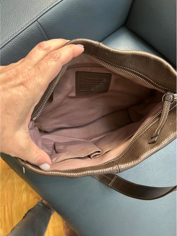 COACH Brown Leather Shoulder Bag - Image 7