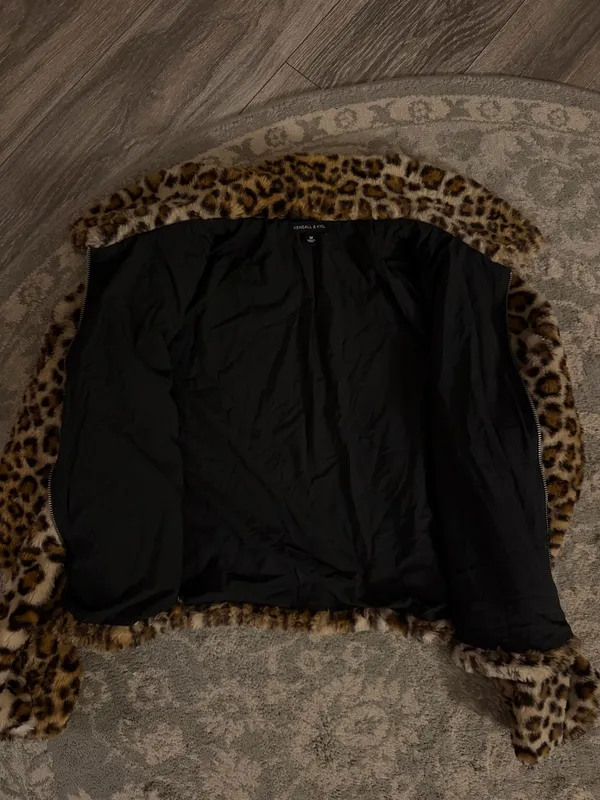 Kendall + Kylie PacSun Jacket Bomber - Image 4