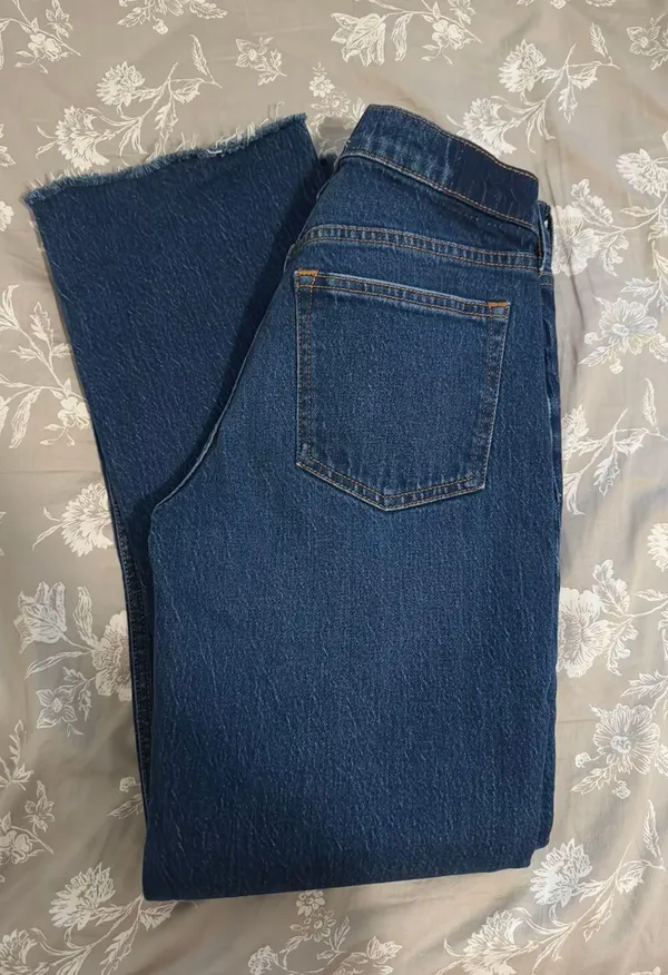 Abercrombie Low Rise Baggy Jeans - Image 2