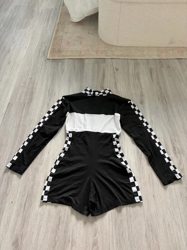 Racecar Amazon Costume - Image 2