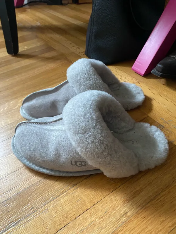 Grey Scuffette UGG Slippers  - Image 2