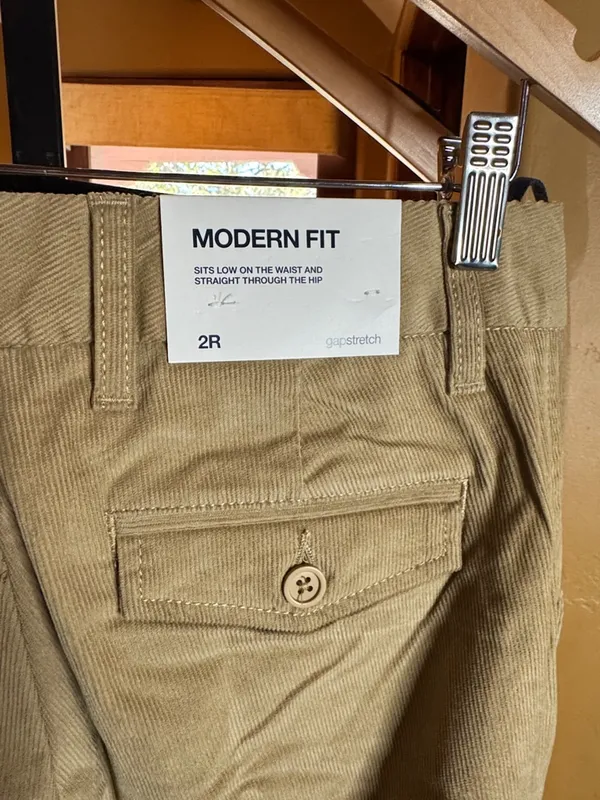 NWT GAP GapStretch Corduroy Pants Size 2R Tan Low Rise Straight Modern Fit - Image 11