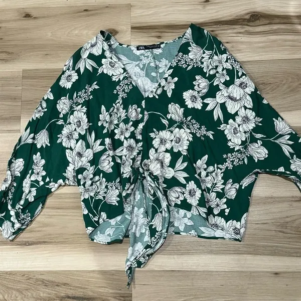 Zara Green White Floral Tie Blouse Top Women’s XS - Image 2