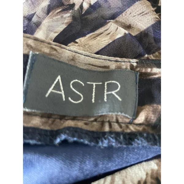 ASTR Nordstrom floral midi pleated skirt‎ - Image 5