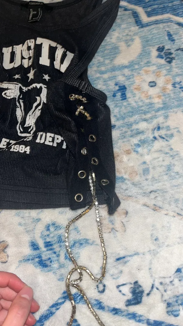 Cropped western going out tank - Image 2