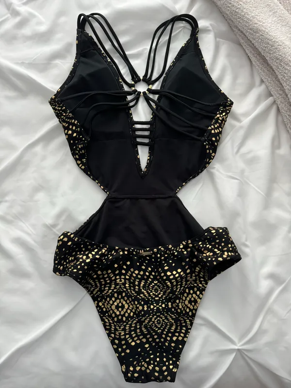 Swimsuit - Image 2