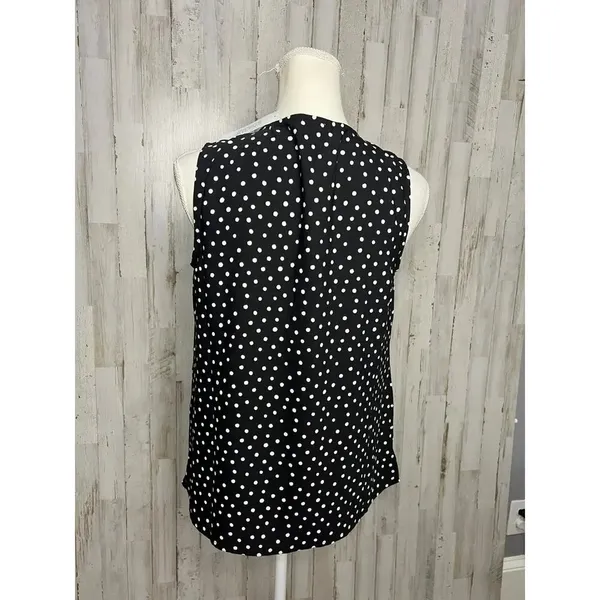 NWT Chico's Women's Sleeveless Polka Dot Blouse Black & White Size 0‎ - Image 3
