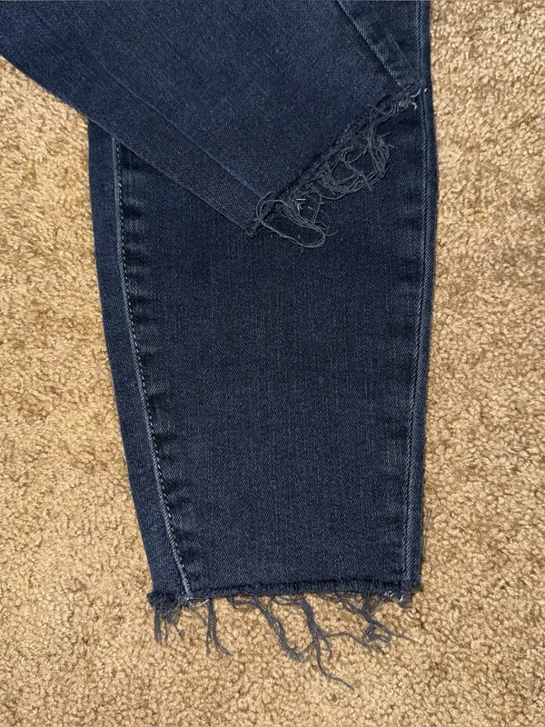 Good American GLCRE899T Good Legs Crop Jeans High Waist Sz 12 / 31 Blue344 Dark - Image 5