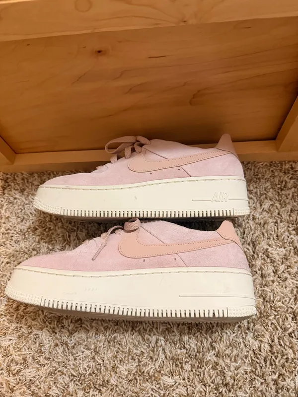 Nike Sage Low Air Force 1 Pink - Image 2