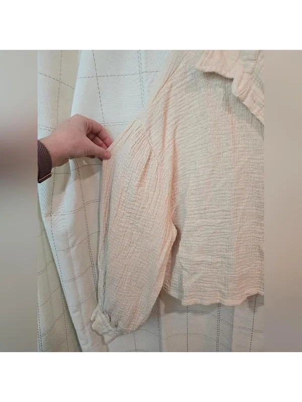 Altard State Crepe Cropped Button Down - Image 3