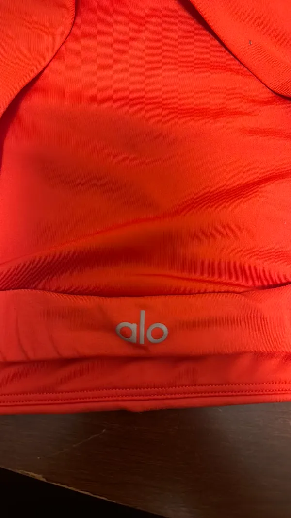 Alo yoga top - Image 4