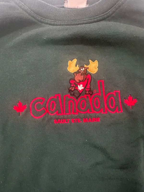 🇨🇦 Vintage Canada Crewneck Sweatshirt 🇨🇦 Sault Ste. Marie moose graphic 🫎 - Image 2