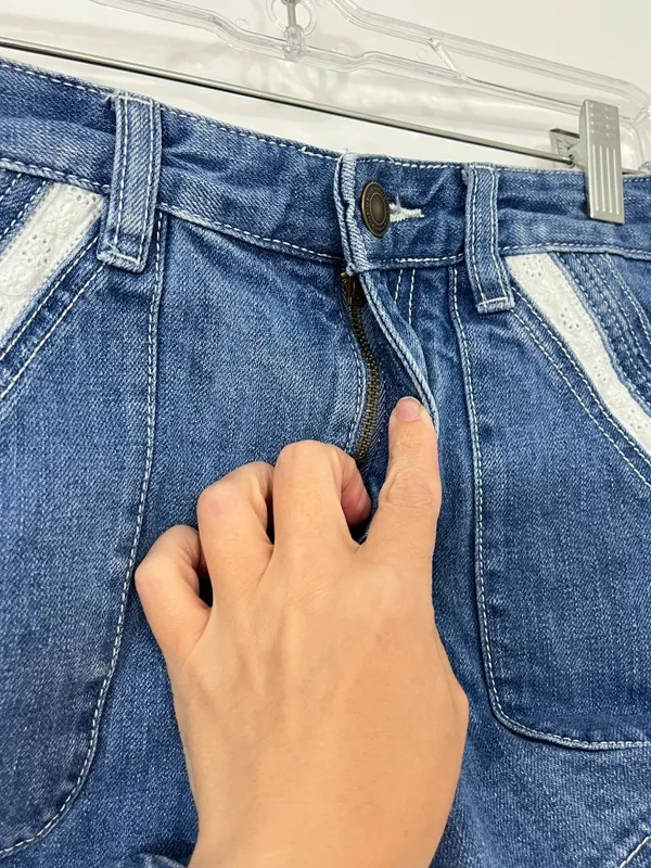 Free People Size 2 Blue Denim Shorts with Lace Trim - Image 3