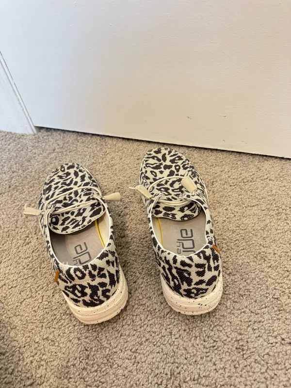 HEYDUDE Wendy Slip-On - Women's Size 7 - Image 4