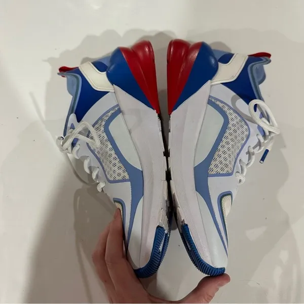 Fabletics Westlake Performance Sneakers in Vintage Blue Size‎ 7 - Image 3