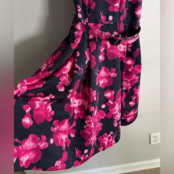 Eliza J Floral Fit & Flare Dress Navy Pink Belted Sleeveless Size 4 - Image 6