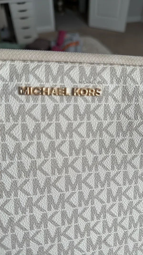 Michael Kors Laptop Case  - Image 4