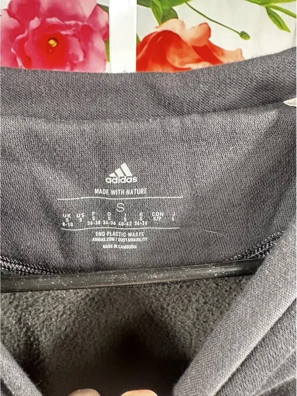 Adidas Women's Black and Grey Sweatshirt - Image 2