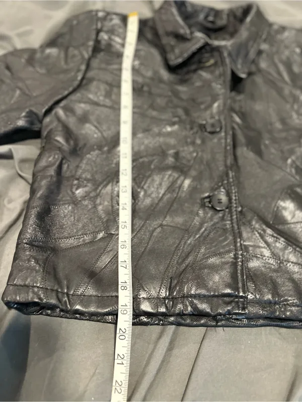 VTG 90s Giovanni Navarre SzL black leather patchwork Button cropped biker jacket Size L - Image 4