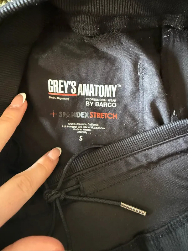 Grey's Anatomy Scrub Set - Image 6