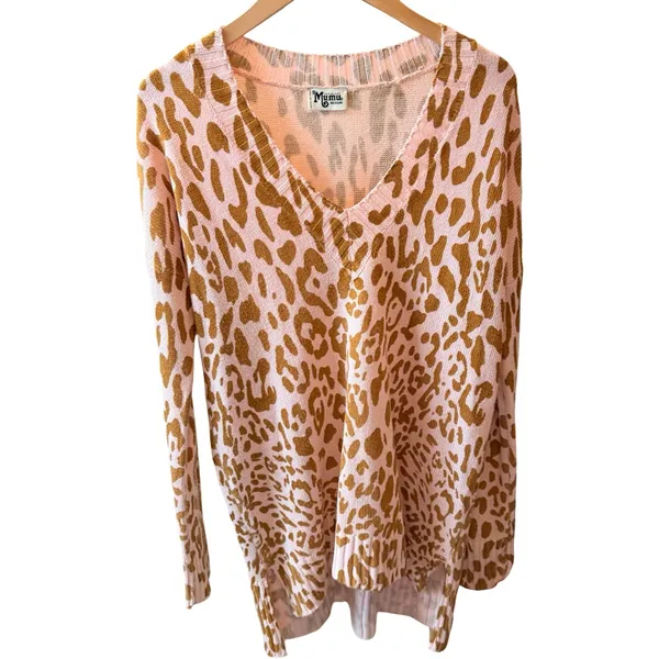Show Me Your Mumu Pink Leopard V-Neck Sweater -M 🐆 💖 - Image 9