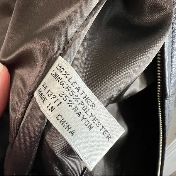 Valerie Stevens New Zealand lambskin zip up long jacket - Image 5